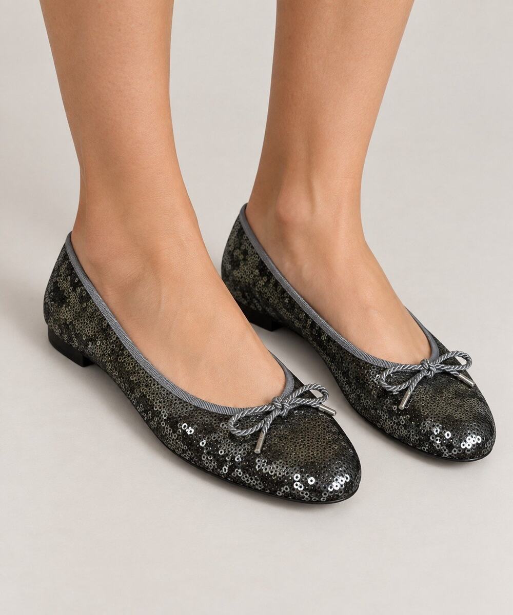 Paul Mayer Attitudes Bingo Pewter Sequin Ballet Flats 9.5B Spain $265